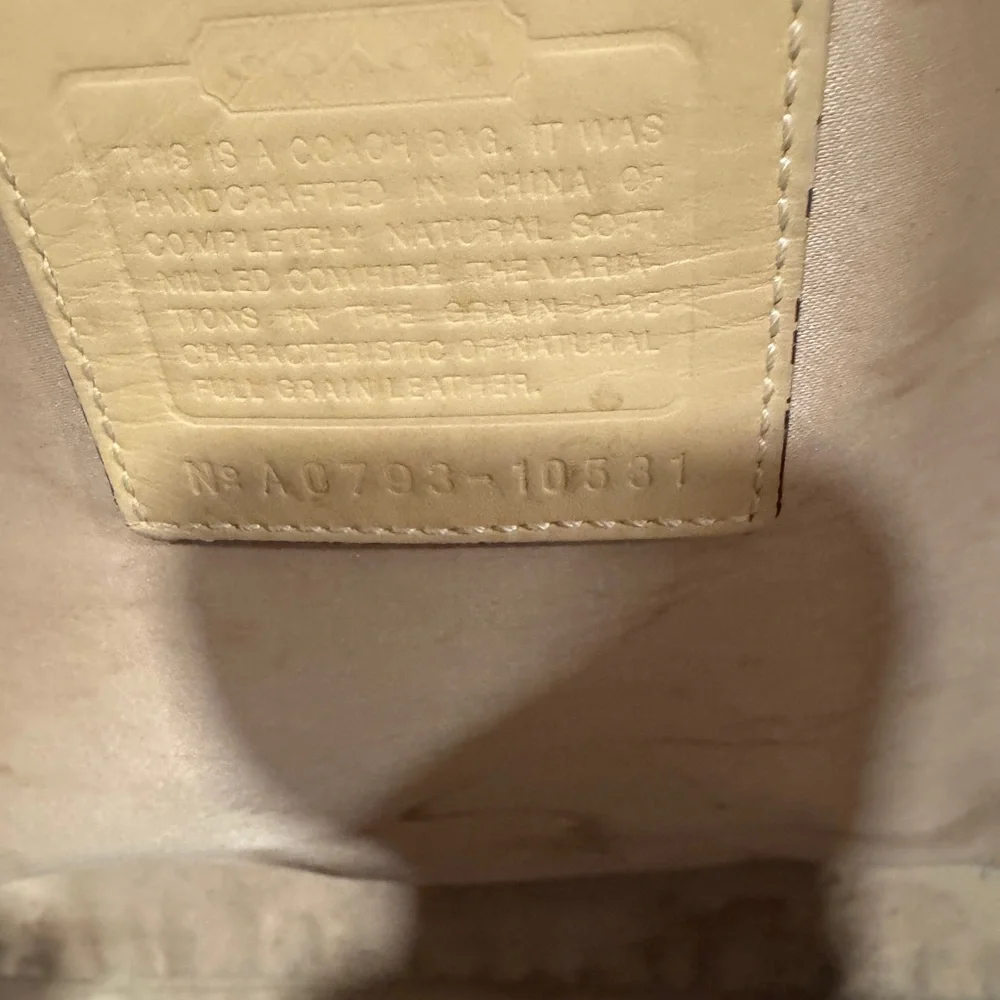 Vintage Coach Purse in pebbled tan leather